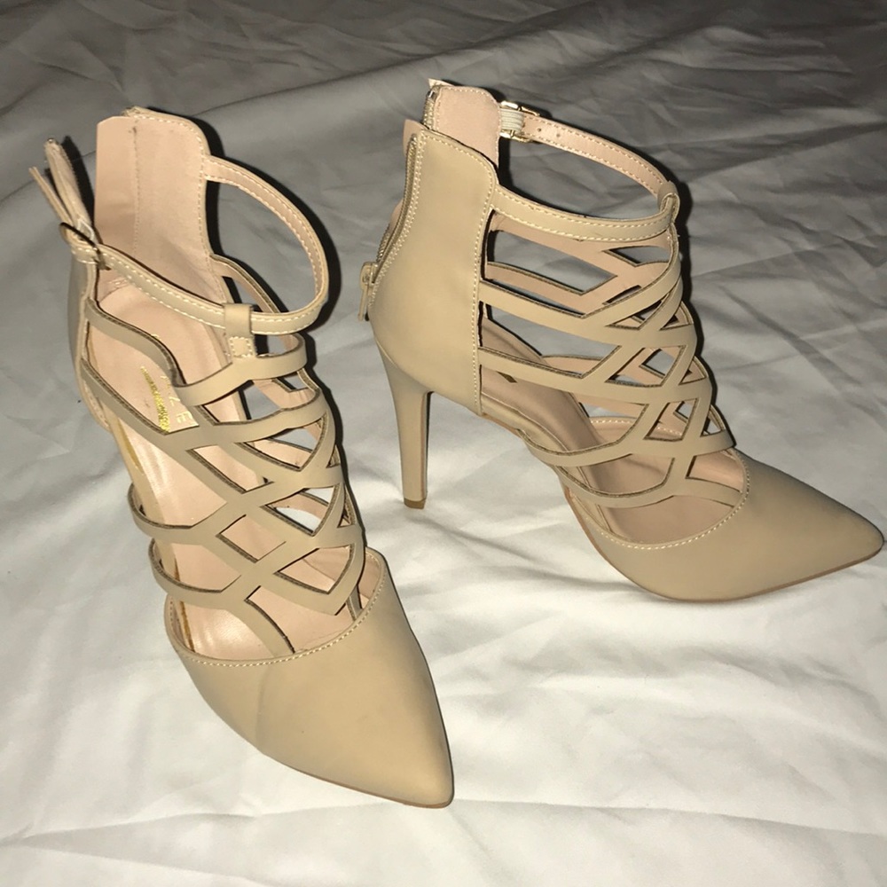 7.5 Glaze Nude Pointy Toe Heels